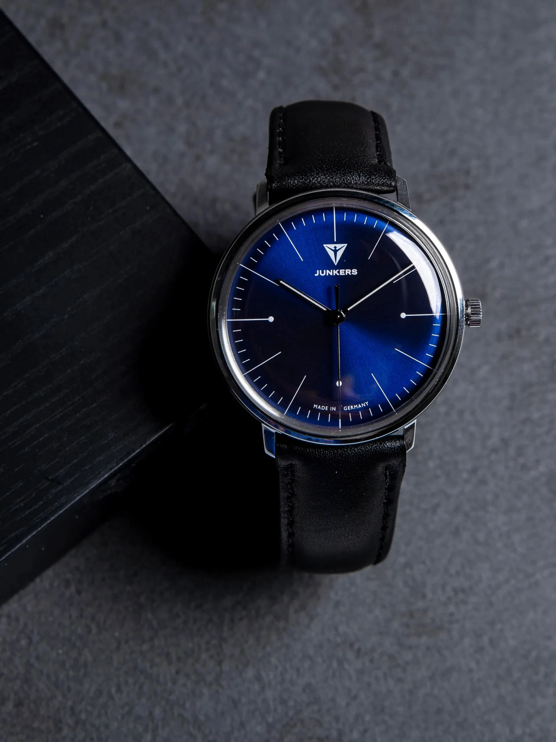 JUNKERS Herrenuhr "Bauhaus" 9.08.01.01